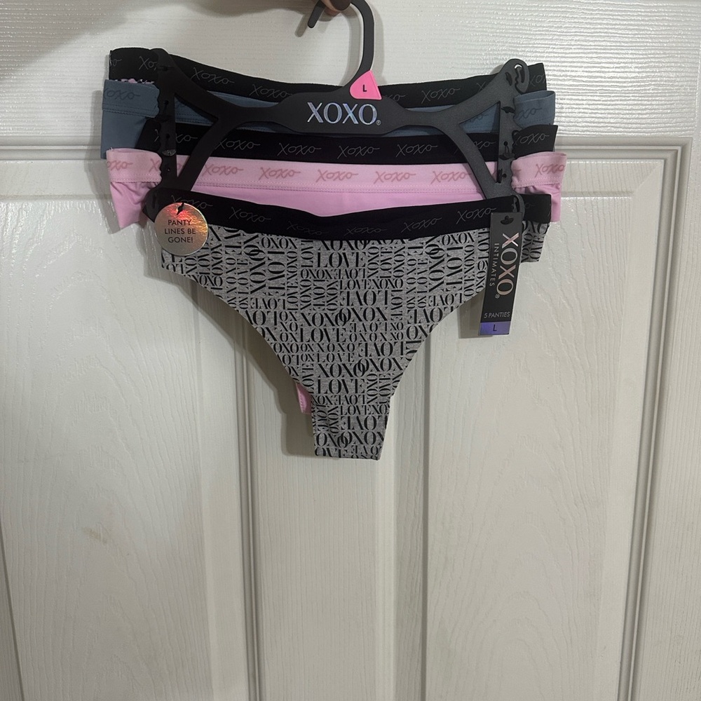 Women’s thong panties size L set of 5